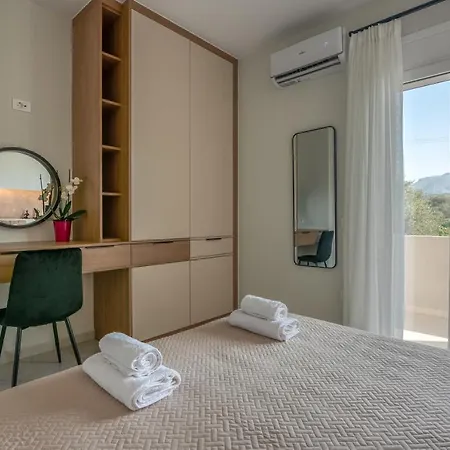 Villenia Luxury Apartments Kissamos Exterior photo